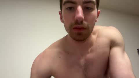 shirtlesshunk15 online show from February 18, 1:59 am