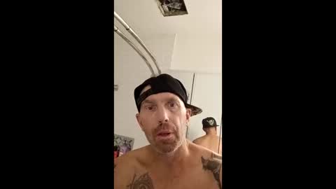 shmuellewis81 online show from May 1, 11:24 am