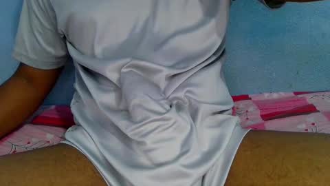 shyeyes online show from February 5, 2:59 pm