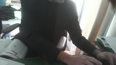 shyfrenchcock online show from February 19, 8:00 am