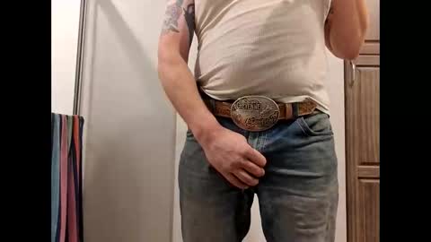 Shy Guy online show from December 2, 2:42 pm