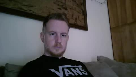 Snapshot of sibilus84 chatting on January 1, 12:44 pm sibilus84 online show from January 1, 12:44 pm