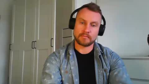 Snapshot of siggurd7one chatting on October 8, 12:31 pm Orlando online show from October 8, 12:31 pm