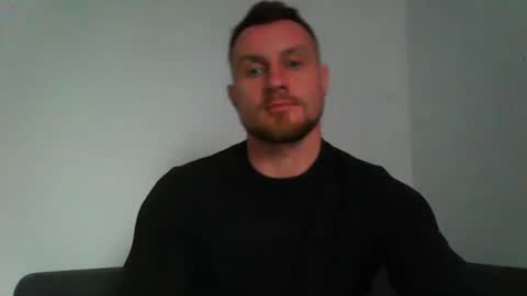 Snapshot of siggurd7one chatting on December 31, 1:08 pm Orlando online show from December 31, 1:08 pm