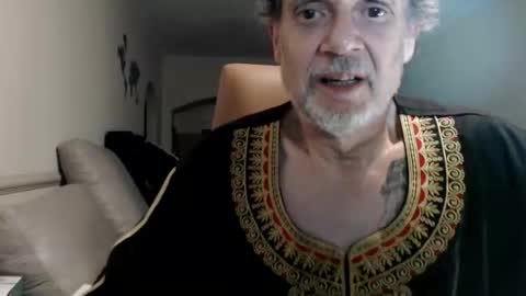 SilverFox online show from May 30, 6:08 pm