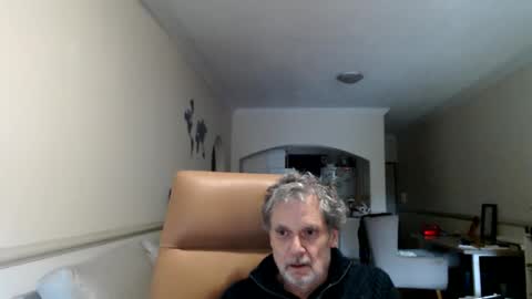 SilverFox online show from April 24, 6:49 am