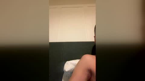 simdog1993 online show from January 6, 8:13 pm