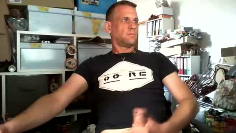 simfreak online show from July 8, 7:56 am