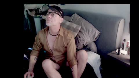 Simmerdownboi Will online show from February 15, 3:06 pm