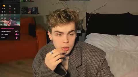 Simon online show from December 23, 8:01 am