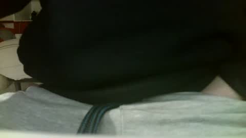 Snapshot of sinjid87 chatting on January 27, 2:20 am sinjid87 online show from January 27, 2:20 am