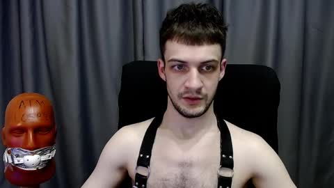 Sir Damien online show from April 4, 8:28 pm