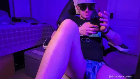 Sir Daddy McQween online show from February 20, 4:42 am