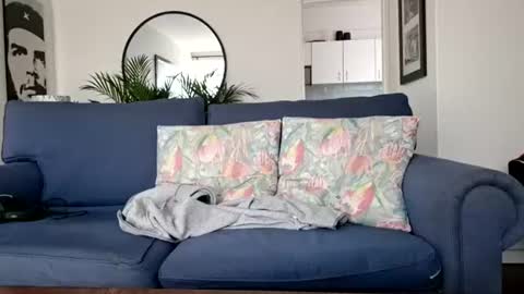 Giovanni online show from June 15, 9:45 am