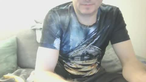 Snapshot of sissyboyforyoui chatting on March 9, 12:31 am looking for older male ore female to use me sexually and be good to me ahhhhh online show from March 9, 12:31 am