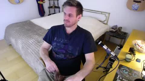 skatejocke online show from December 13, 11:22 pm