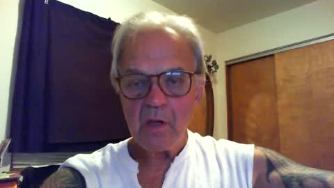 skeeeziks online show from August 2, 4:00 am