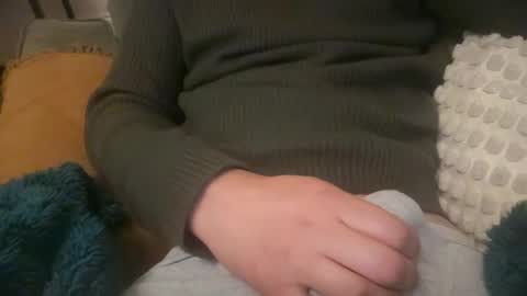 skinnyguyfun online show from March 29, 10:43 pm