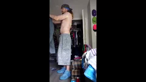 skitzothaklown86 online show from May 16, 3:43 pm