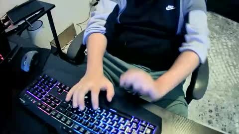 skullcandyyyy online show from March 16, 5:06 pm