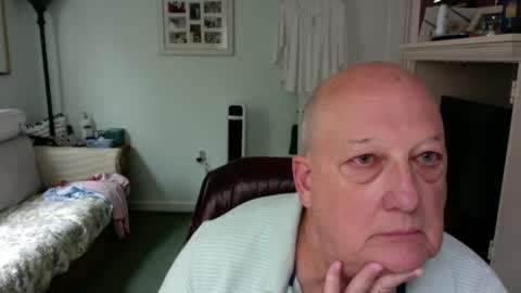 Snapshot of slick50000 chatting on September 10, 8:07 pm slick50000 online show from September 10, 8:07 pm