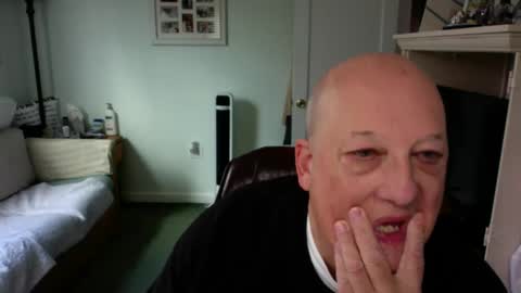 Snapshot of slick50000 chatting on March 9, 7:26 pm slick50000 online show from March 9, 7:26 pm