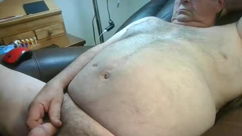 slippery_duck online show from March 23, 1:28 pm