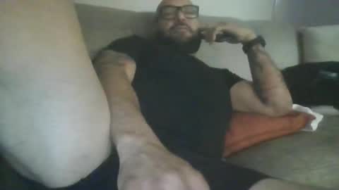 Snapshot of slowstroke0 chatting on October 23, 2:04 am head king online show from October 23, 2:04 am