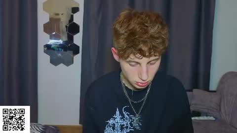 sluttsavage online show from May 24, 3:40 pm