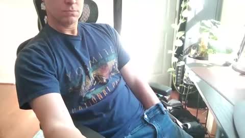 sluttyputtyxxx online show from April 20, 1:46 pm