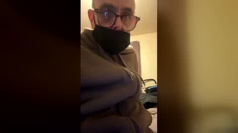 smallcock1406 online show from January 9, 10:59 pm