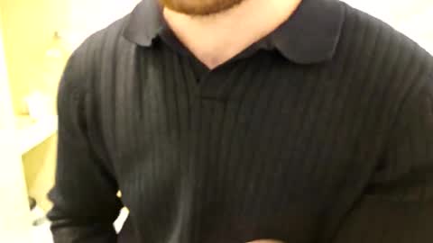 smallthrob online show from April 7, 5:29 am