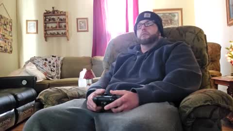 smalltownbighandsome online show from December 14, 9:11 pm