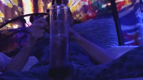 smoke-4-me online show from May 26, 6:48 pm