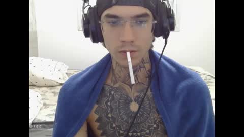 smoke_ink online show from April 30, 10:47 pm