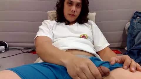 Snapshot of smokestar1991 chatting on February 25, 6:31 pm SmokeStar online show from February 25, 6:31 pm