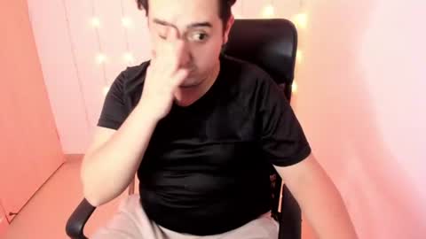 smoothbear_ online show from July 9, 7:56 am