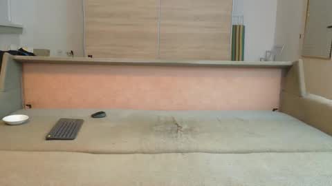 smoothboysk online show from November 28, 5:32 am