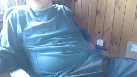 sn0man69 online show from January 18, 5:37 pm