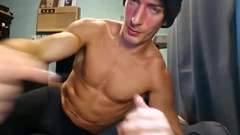 Snackyyyy online show from March 9, 11:10 pm