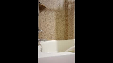 sneakypeteyo1 online show from March 24, 6:29 am