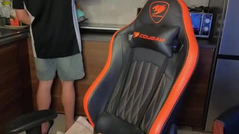 kluvr4 online show from February 24, 2:34 am