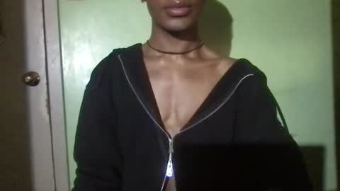 SolaceEve online show from March 3, 5:56 pm