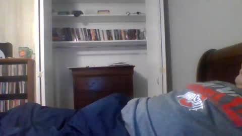 sosofaggot online show from October 17, 11:25 am