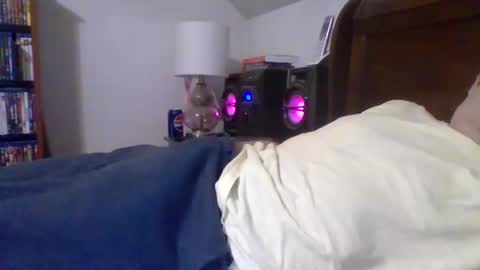 sosofaggot online show from December 16, 8:31 am