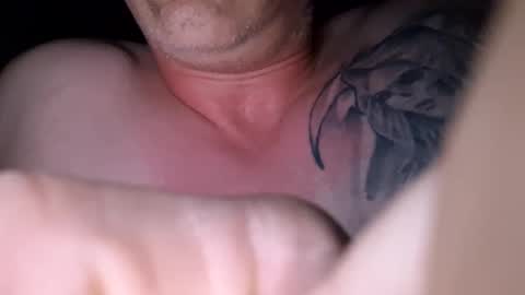 Snapshot of southboy2410 chatting on October 12, 5:34 am southboy2410 online show from October 12, 5:34 am