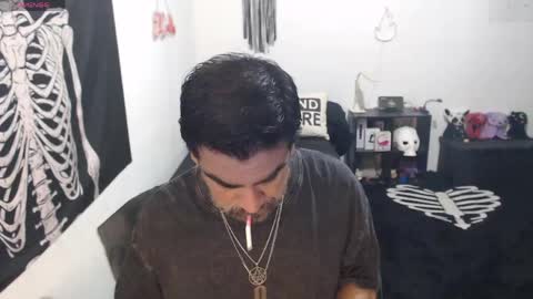 El Carlitos online show from June 4, 7:47 am