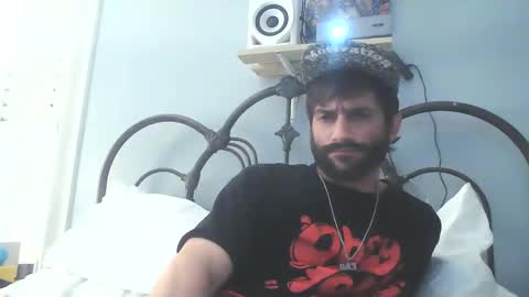 TrndSettrz online show from March 9, 7:56 am