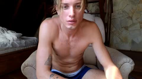 Sasha --  online show from April 9, 2:20 am