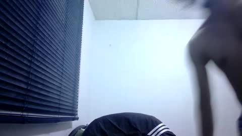 sperm_donor94 online show from March 20, 3:54 am